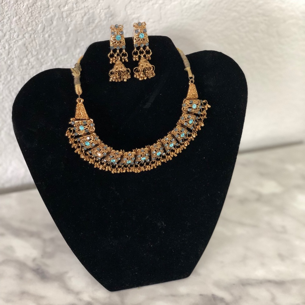 Gold-Tone Turquoise Accent Choker Necklace & Earrings Set